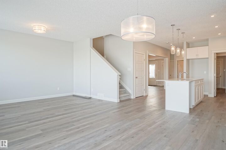 Property Photo:  727 166 Avenue NE  AB T5Y 4E9 