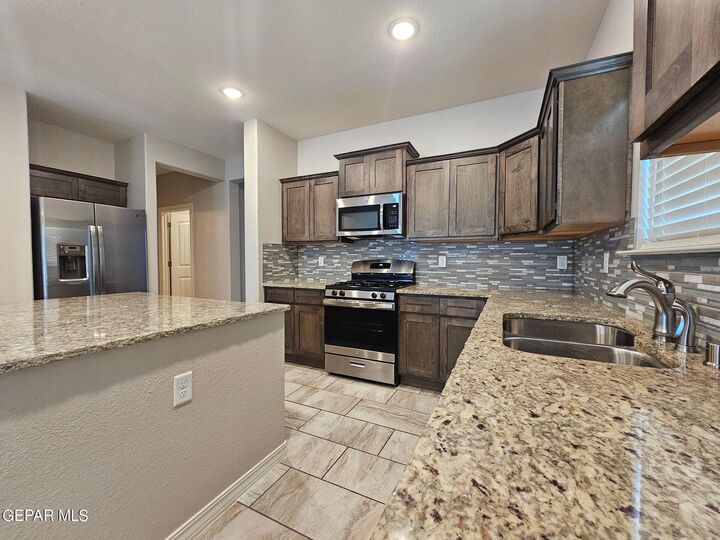 Property Photo: 3980 Desert Nomad Drive TX 79938