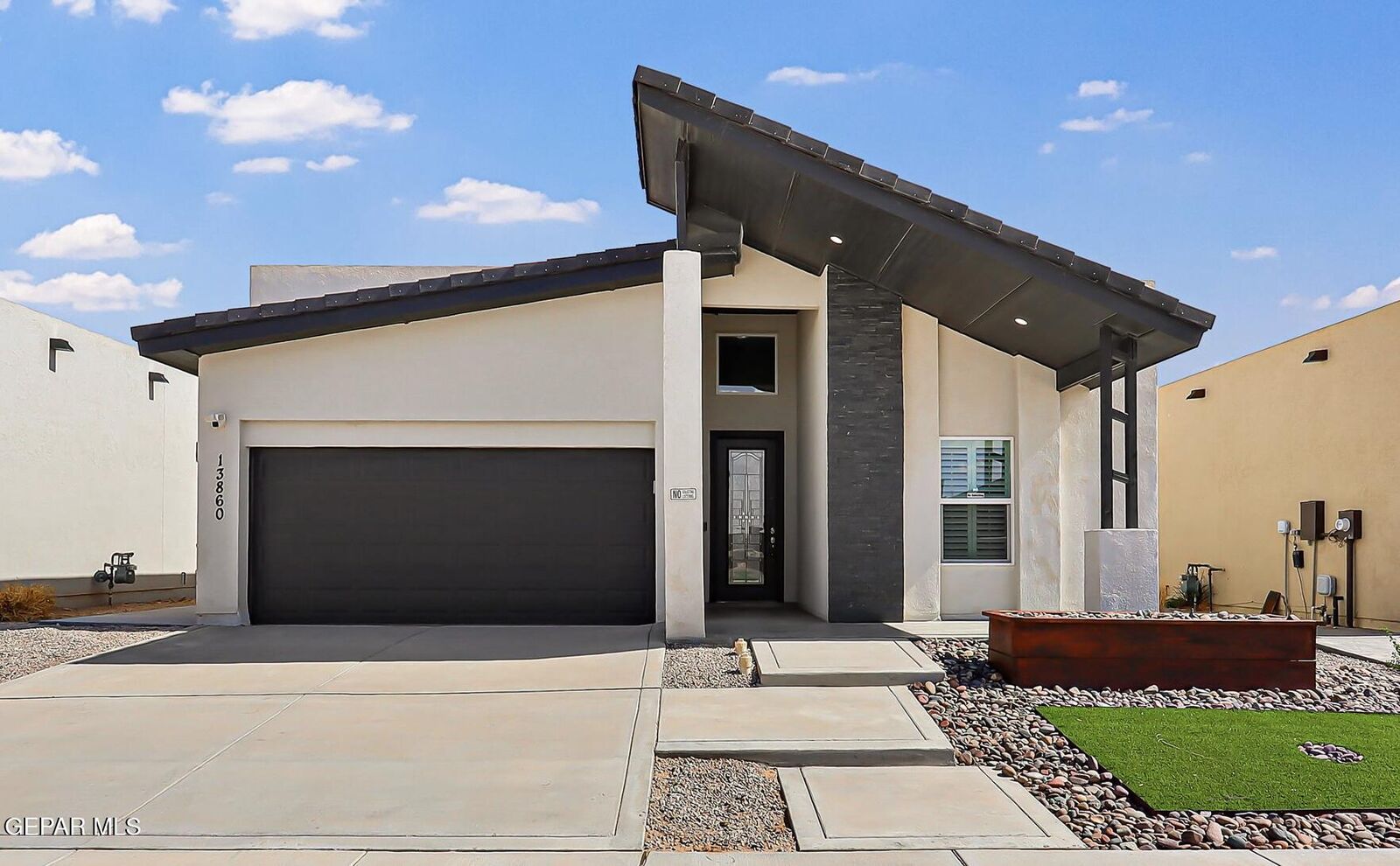 Property Photo:  13860 Summer View Avenue  TX 79928 