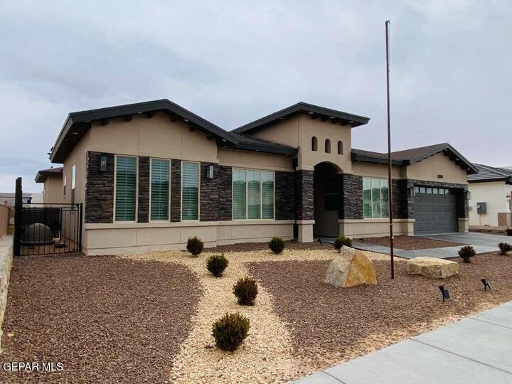 Property Photo:  2320 Tierra Fabian Place  TX 79938 