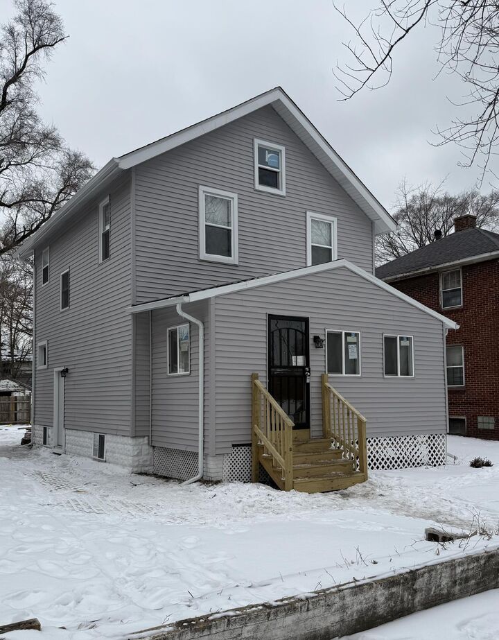 Property Photo:  634 Kentucky Street  IN 46402 