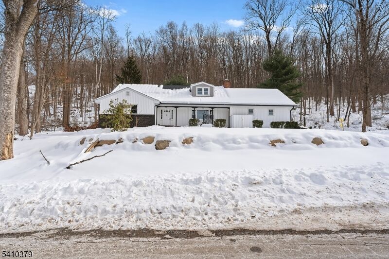 Property Photo:  16 Mott Dr  NJ 07462 