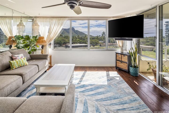 Property Photo: 2600 Pualani Way 601 HI 96815