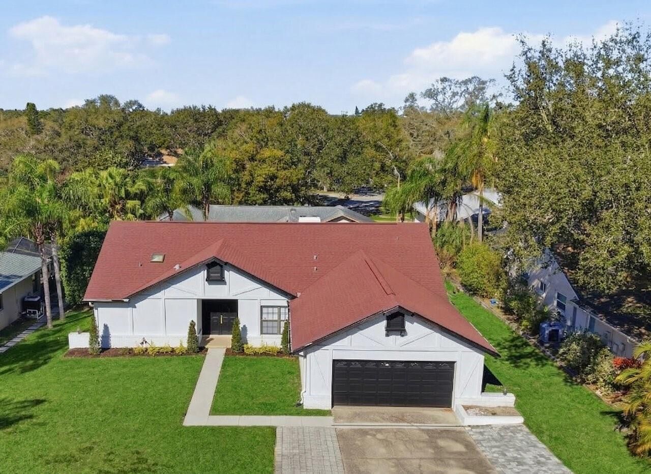 Property Photo: 4703 Orange Grove Way FL 34684