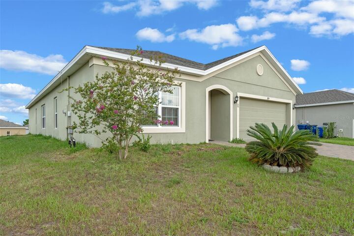 Property Photo:  189 Luxmore Road  FL 34736 