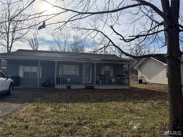 Property Photo:  524 Collie Street  MO 63621 