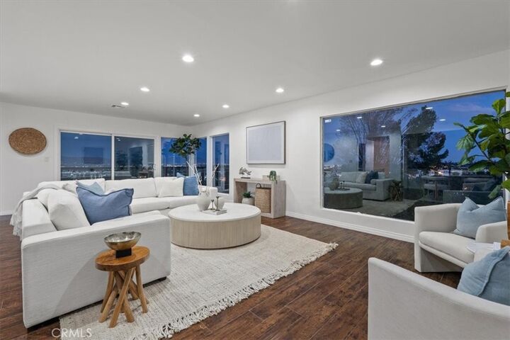 Property Photo:  5160 Medina Road  CA 91364 