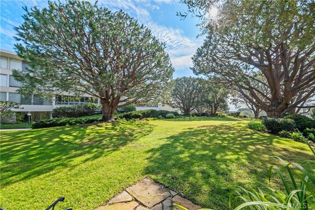 Property Photo:  32709 Seagate  CA 90275 