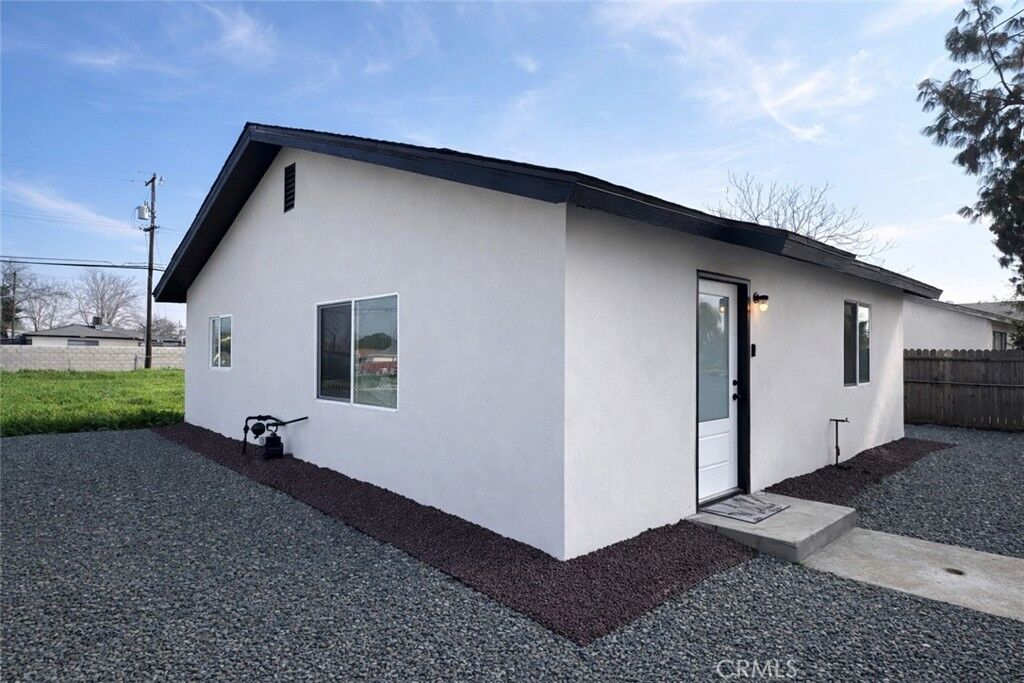 Property Photo:  145 Kincaid  CA 93307 