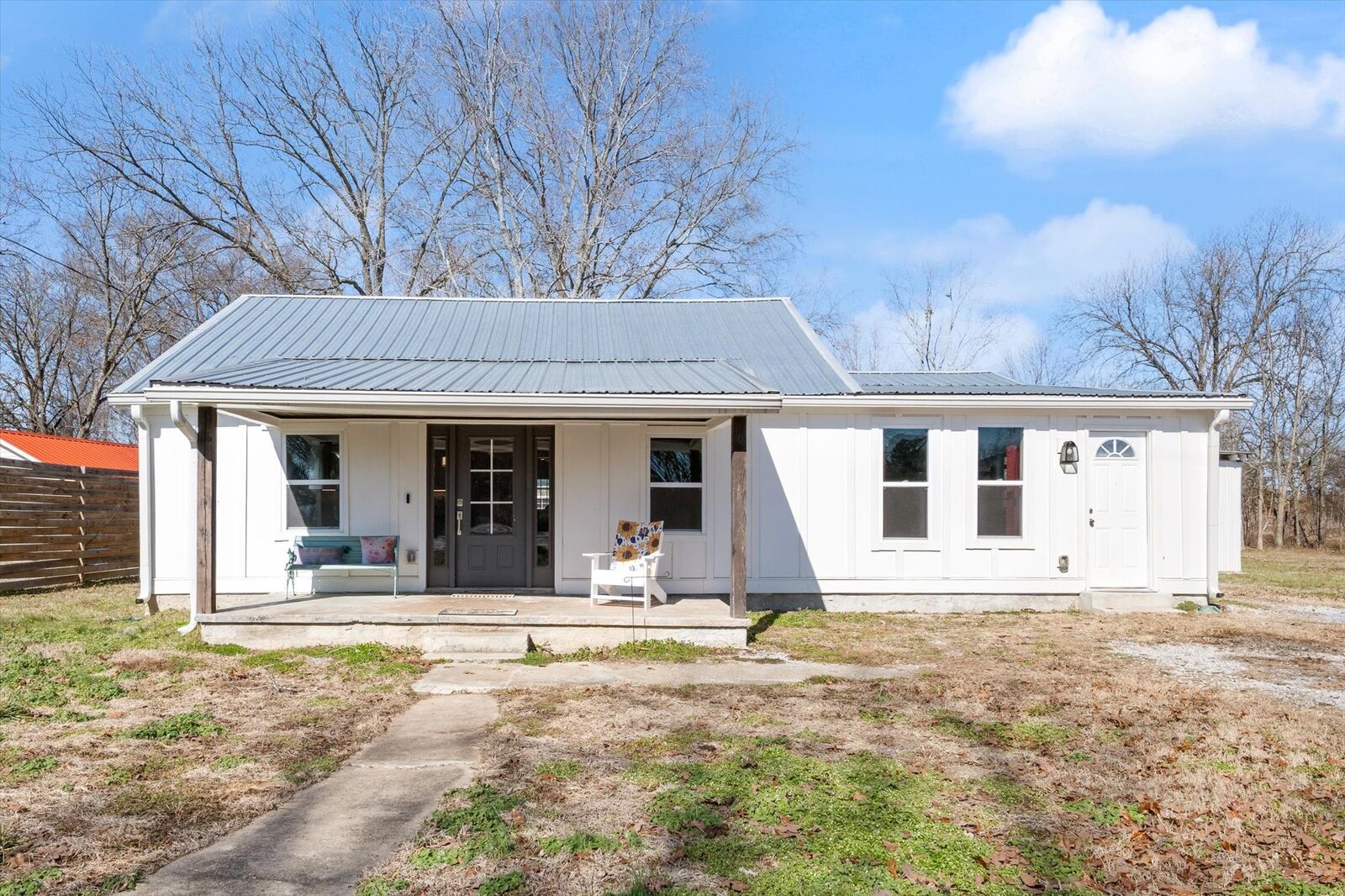 Property Photo:  311 Alabama St  TN 37345 