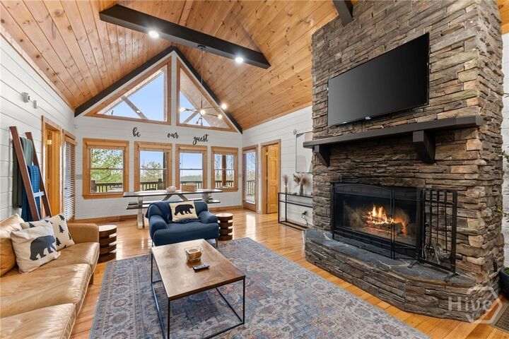 Property Photo:  437 Spruce Circle  GA 30559 