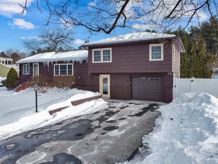 Property Photo: 8 Cole Street NH 03079