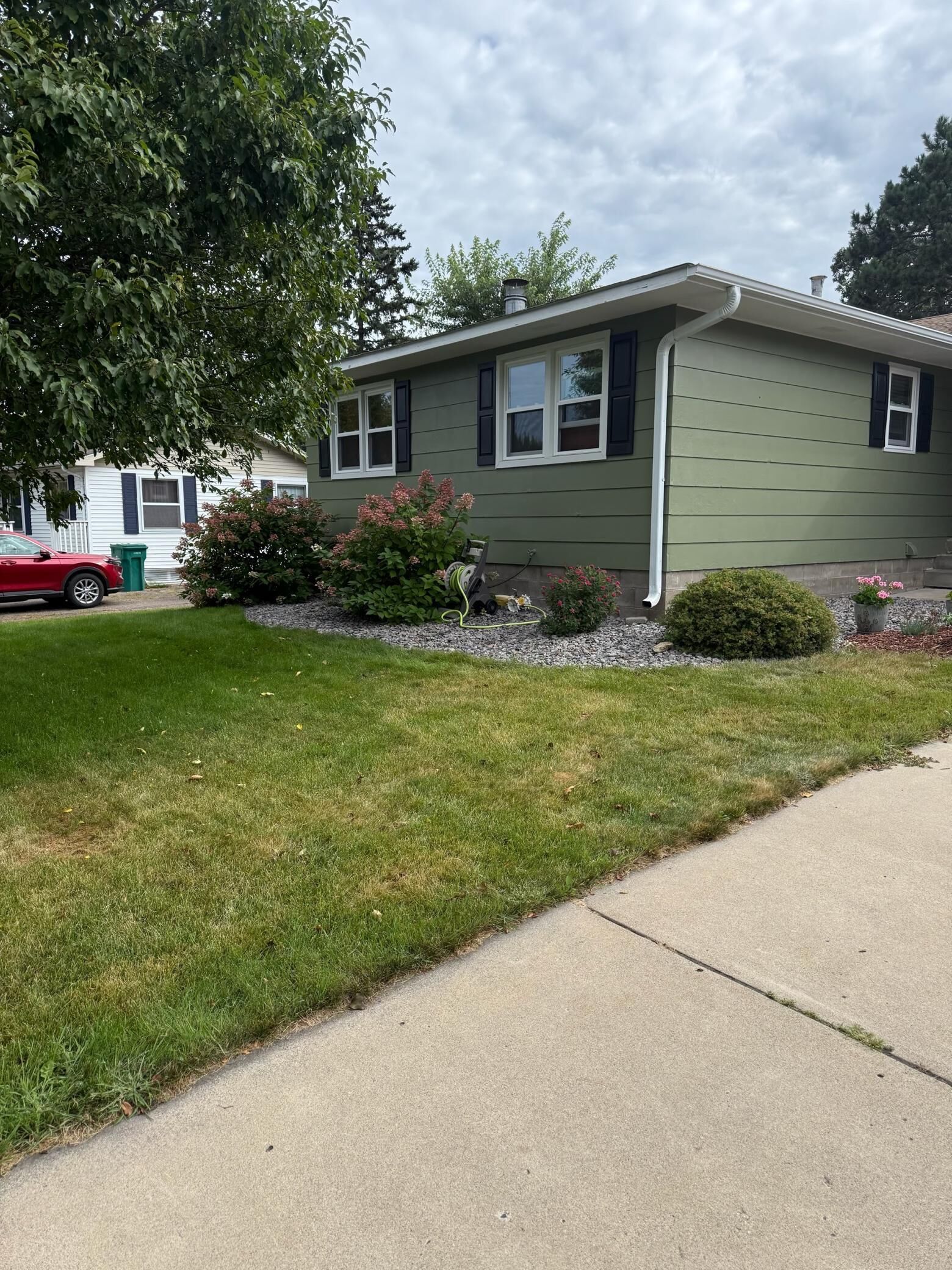 Property Photo:  1302 10th Avenue NE  MN 56401 