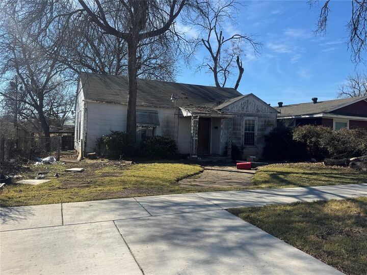 Property Photo:  5801 Kilpatrick Avenue  TX 76107 