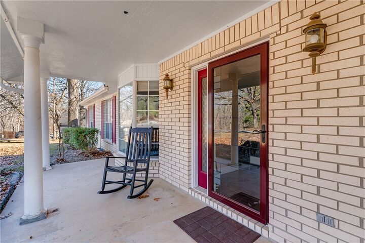 Property Photo:  106 E Woodlou Lane  AR 72756 