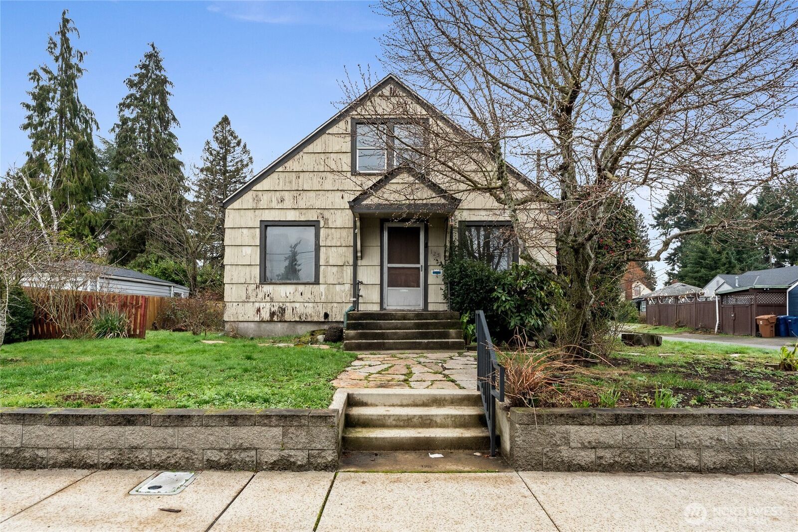 Property Photo: 125 S 64th Street WA 98408