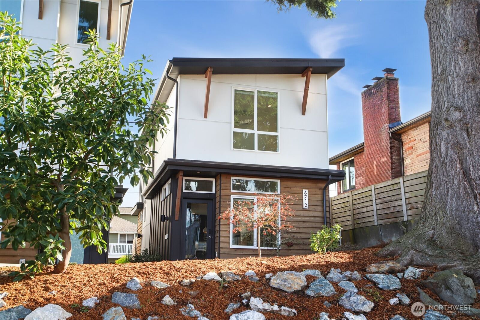 2 bed Seattle home for sale: 6712 36th Avenue SW, Seattle, WA 98126