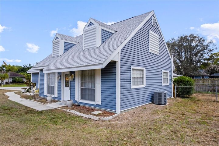 Property Photo: 1575 30th Avenue FL 32960