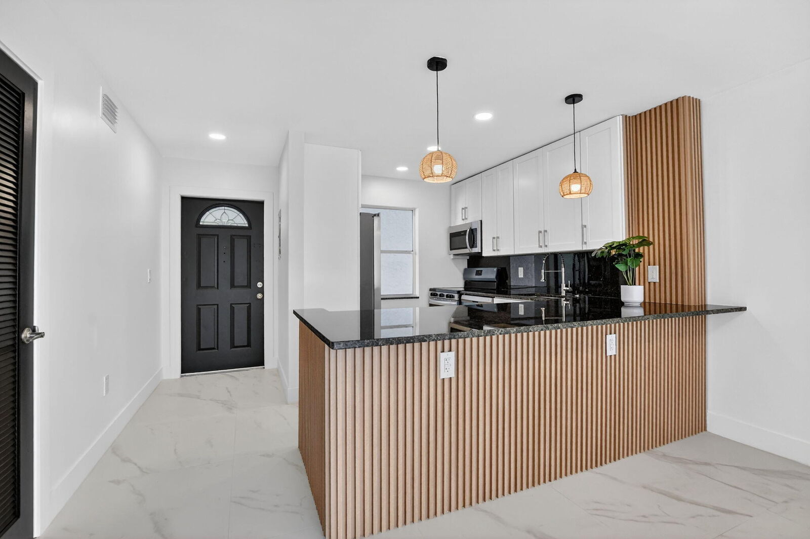 Property Photo: 9780 Marina Boulevard 425 FL 33428