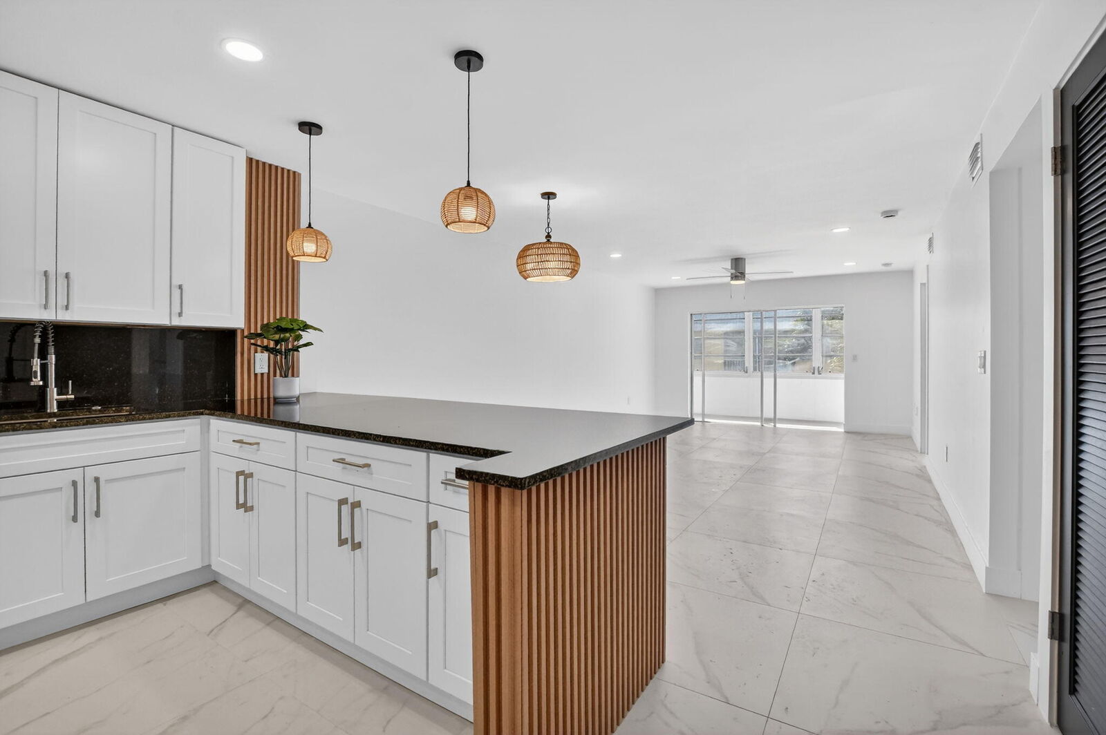 Property Photo:  9780 Marina Boulevard 425  FL 33428 