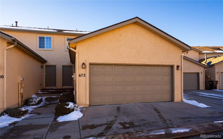 Property Photo:  672 Bosque Vista Point 26  CO 80916 