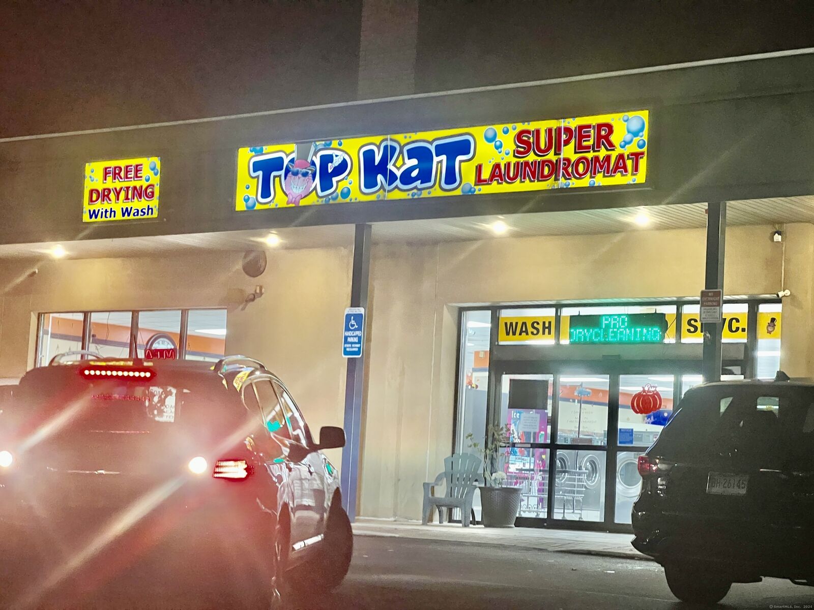 Property Photo:  1014 Meriden Road  CT 06705 