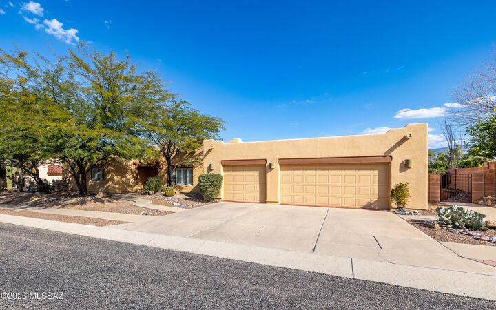 Property Photo:  250 N Eastern Slope Loop  AZ 85748 