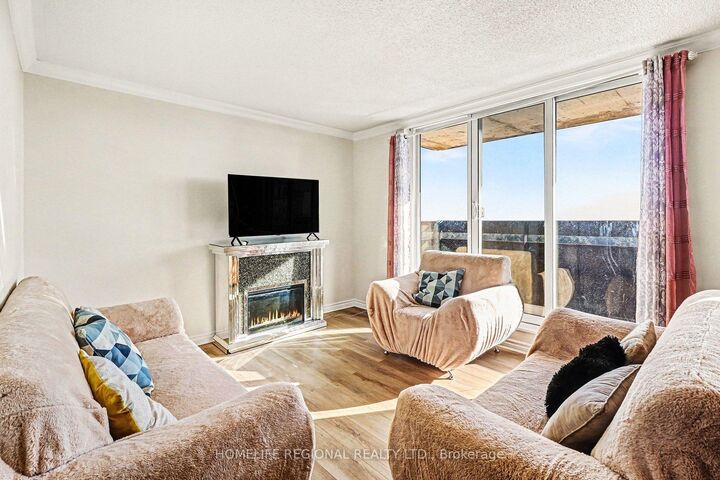 Property Photo: 2000 Jasmine Crescent 1403 ON K1J 8K4