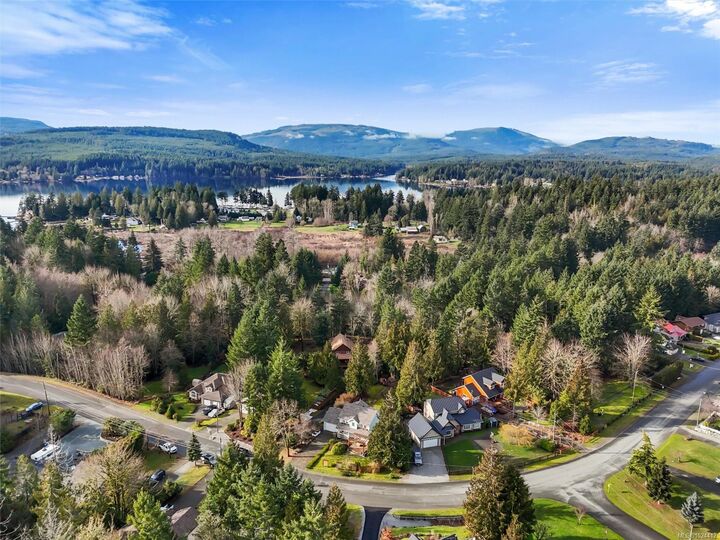 Property Photo: 2440 Galland Rd BC V8H 2B1