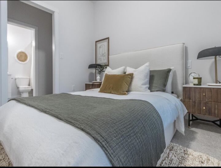 Property Photo: 7375 Horne Street 204 BC V2V 6T8