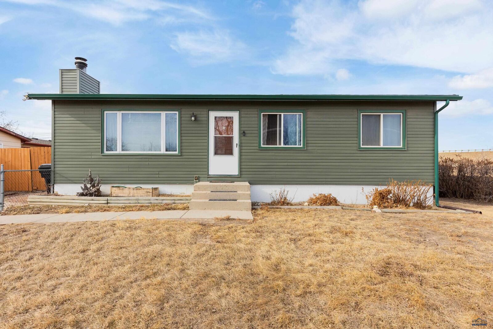 Property Photo: 1831 Brentwood SD 57701