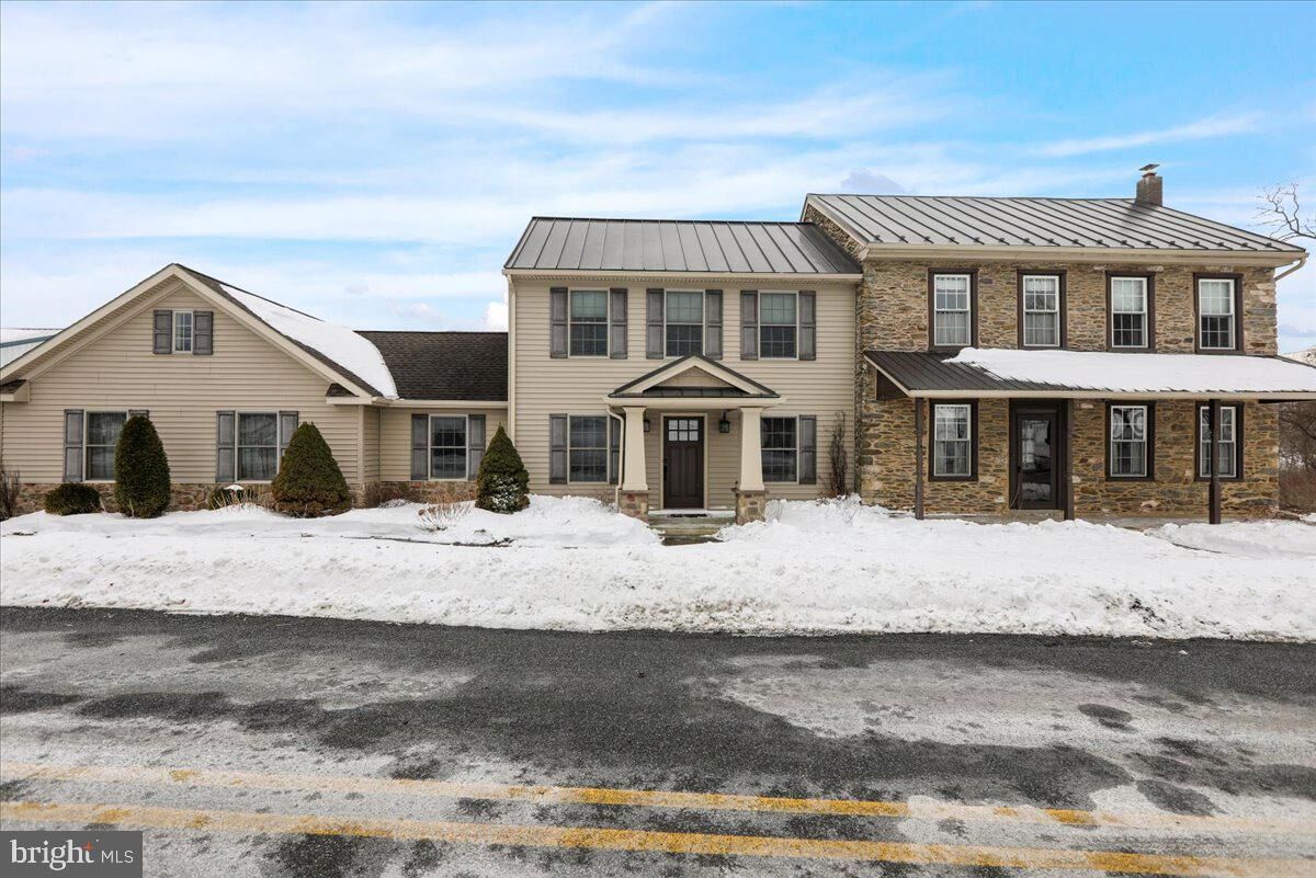 Property Photo:  520 Sunday Road  PA 19534 