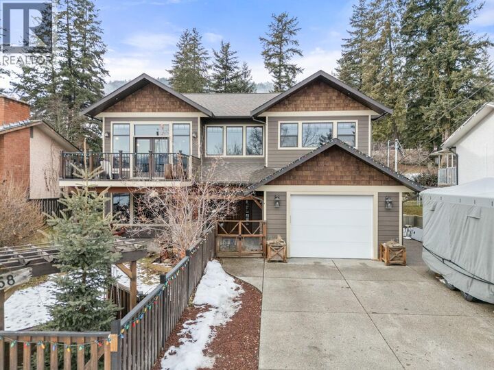 Property Photo:  2058 Grandview Avenue  BC V0E 2G0 