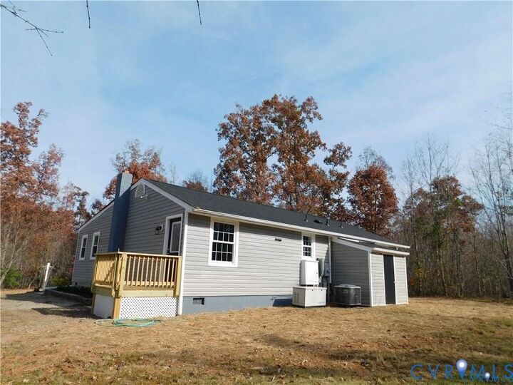 Property Photo: 1947 Crewsville Road VA 23024
