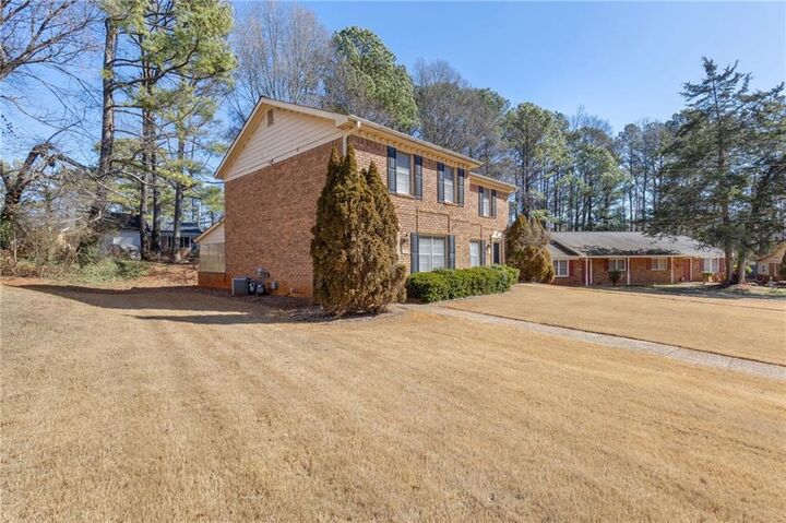 Property Photo: 375 Dixie Court GA 30046