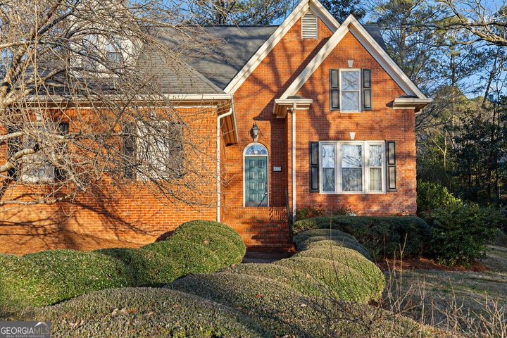 Property Photo:  811 Collinwood Road SE  GA 30161 