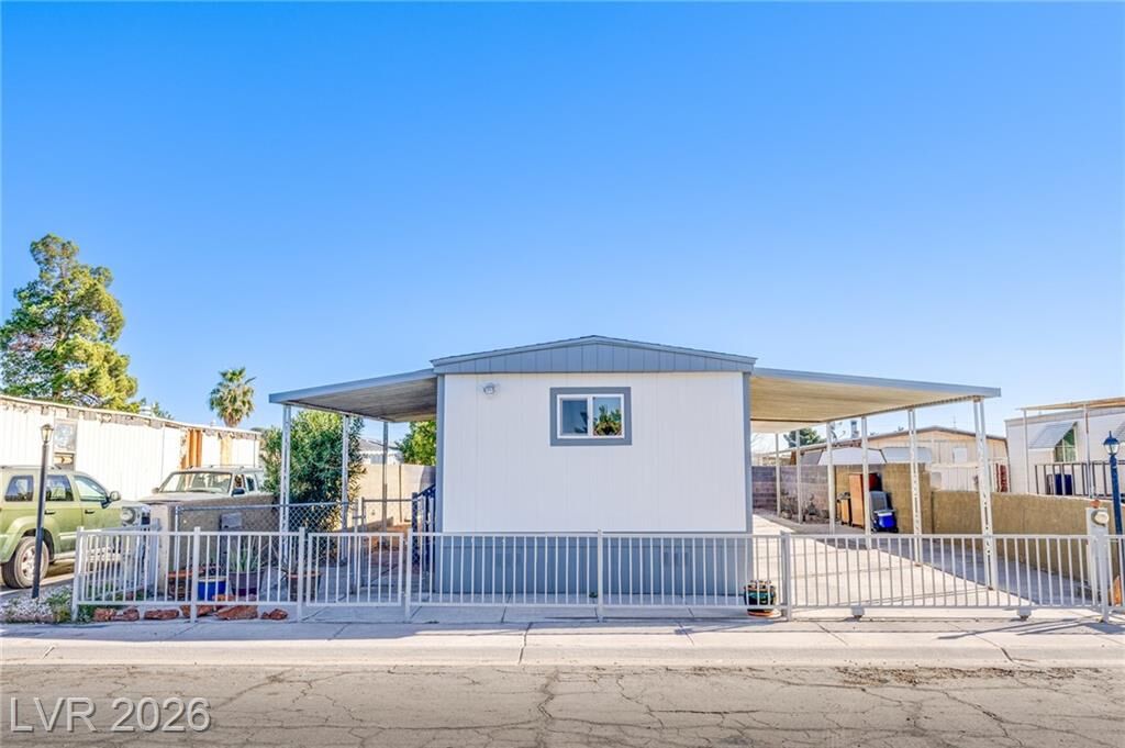 Property Photo: 3644 Estes Park Drive NV 89122