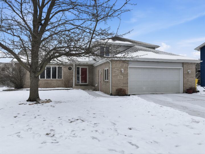 Property Photo: 713 N Robin Court IN 46319