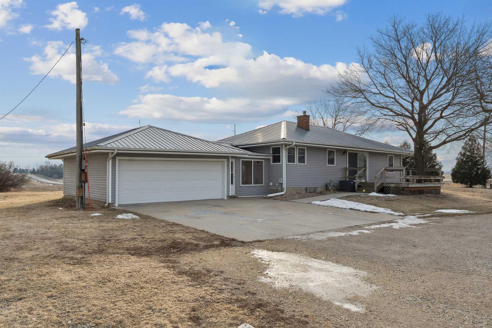 Property Photo: 5955 Osage Road IA 50703