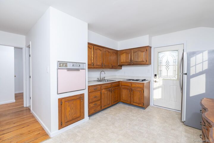 Property Photo:  3 Exeter Road  NY 11772 