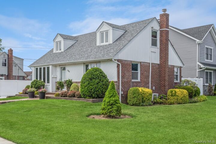 Property Photo:  562 Bernice Road  NY 11010 