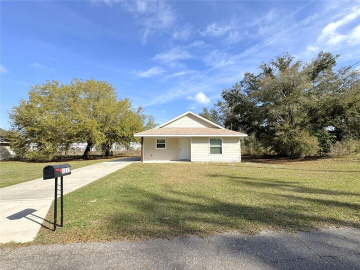 Property Photo:  8315 Rosko Court  FL 34436 