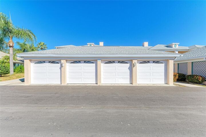 Property Photo:  4202 Caddie Drive E 201  FL 34203 