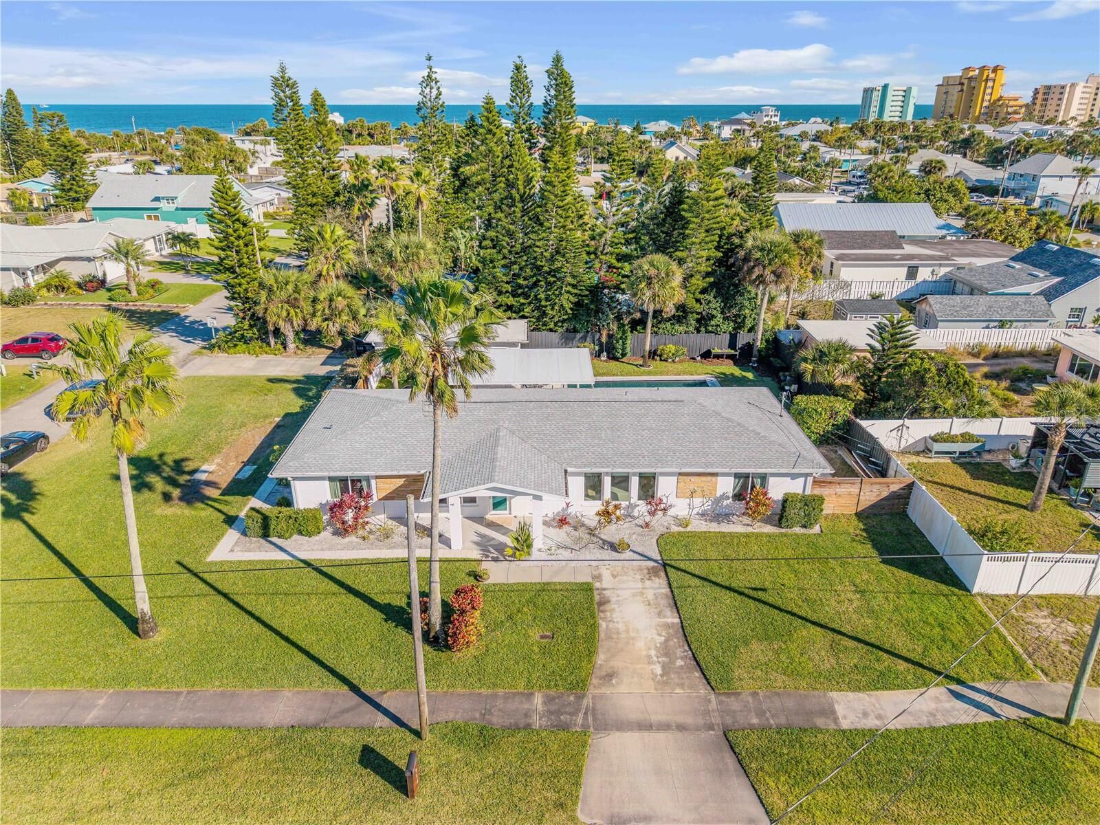 Property Photo:  905 N Peninsula Avenue  FL 32169 
