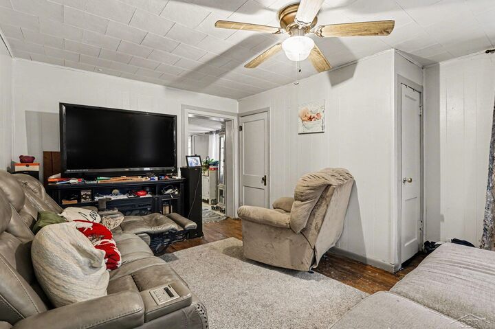 Property Photo: 449 W Ferry Street MI 49103