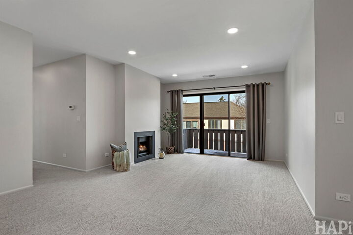 Property Photo:  1232 Plum Tree Court A2  IL 60193 