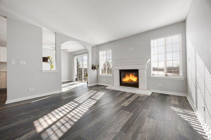 Property Photo:  3165 Shenandoah Lane  IL 60098 