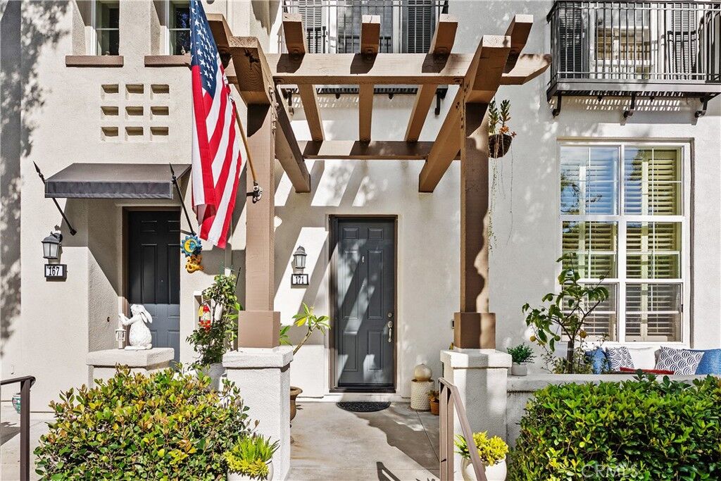 Property Photo:  171 Stepping Stone  CA 92603 