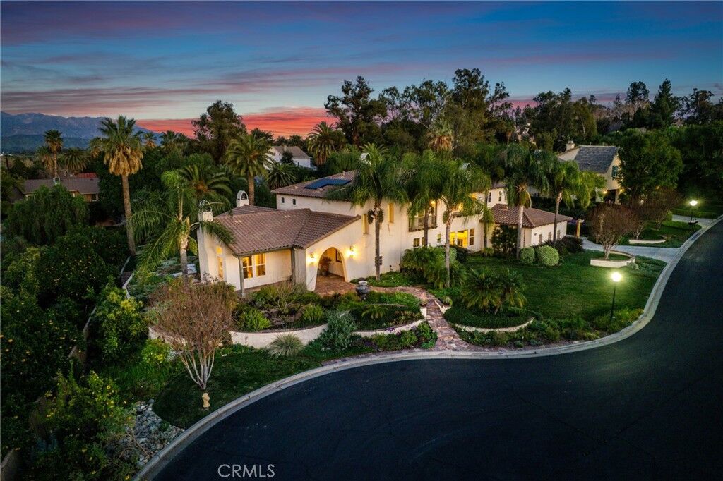 Property Photo:  571 Wooden Bridge Lane  CA 92373 