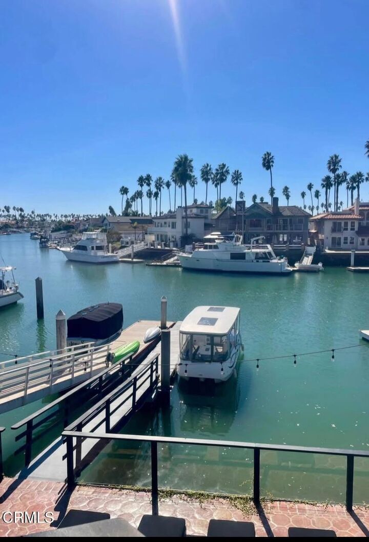 Property Photo: 952 Peninsula Street CA 93001